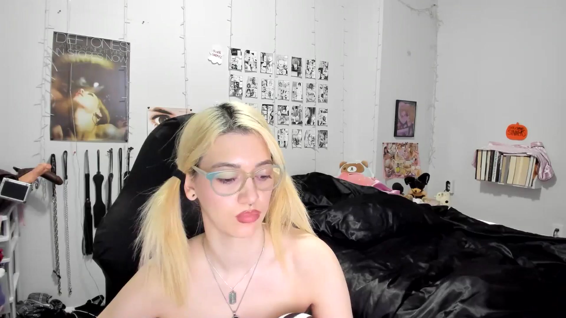 Gallery image thumbnail from AnnaTame's myfreecams stream on, 11/05/2025, 14:05 image 9 of 20