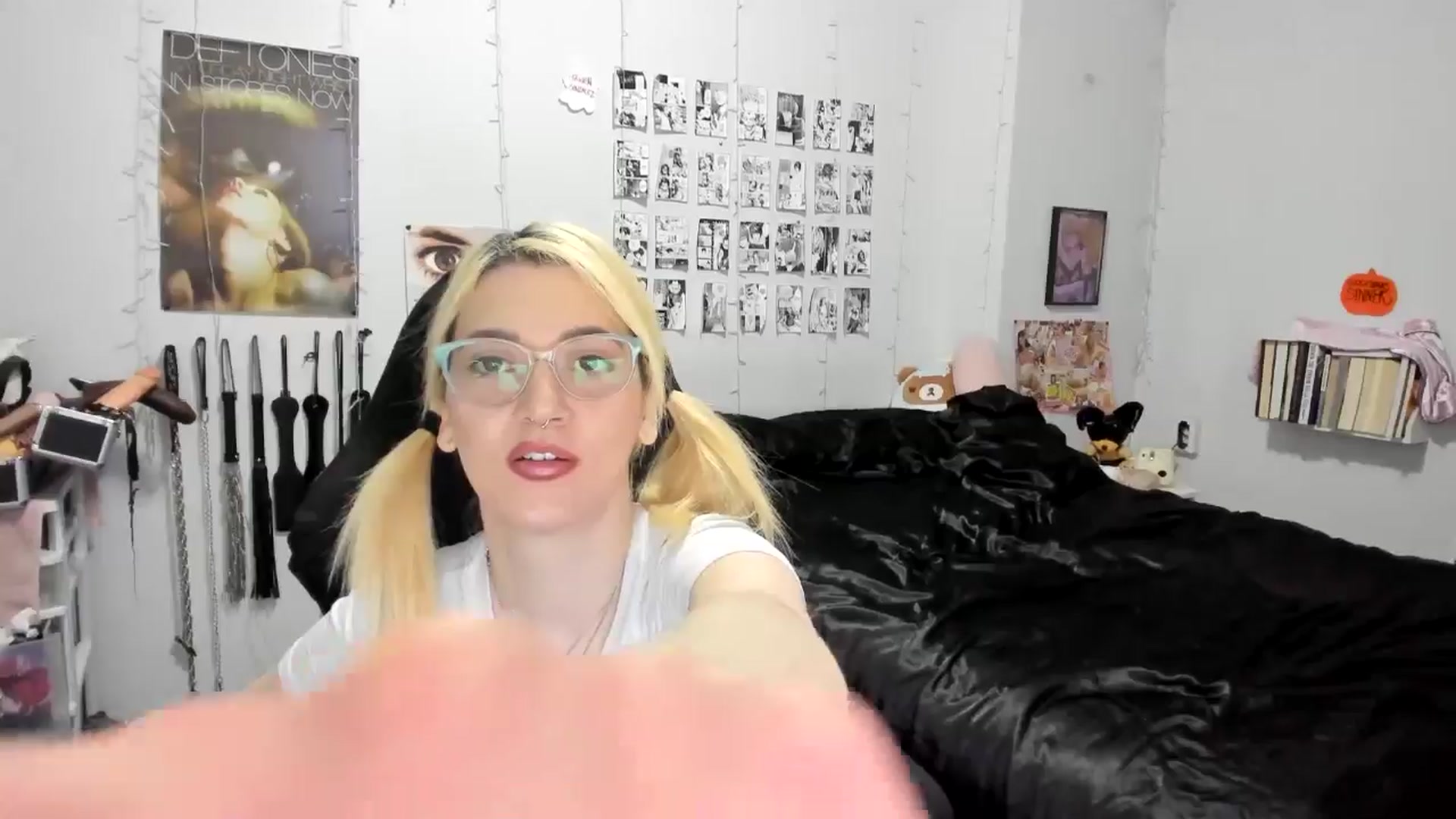 Gallery image thumbnail from AnnaTame's myfreecams stream on, 11/10/2025, 04:59 image 20 of 20