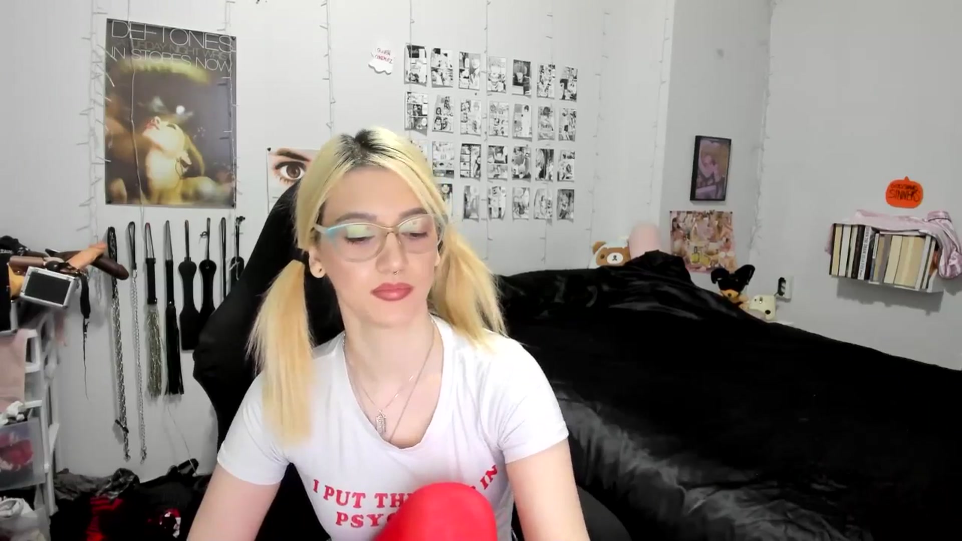 Gallery image thumbnail from AnnaTame's myfreecams stream on, 11/10/2025, 04:59 image 6 of 20