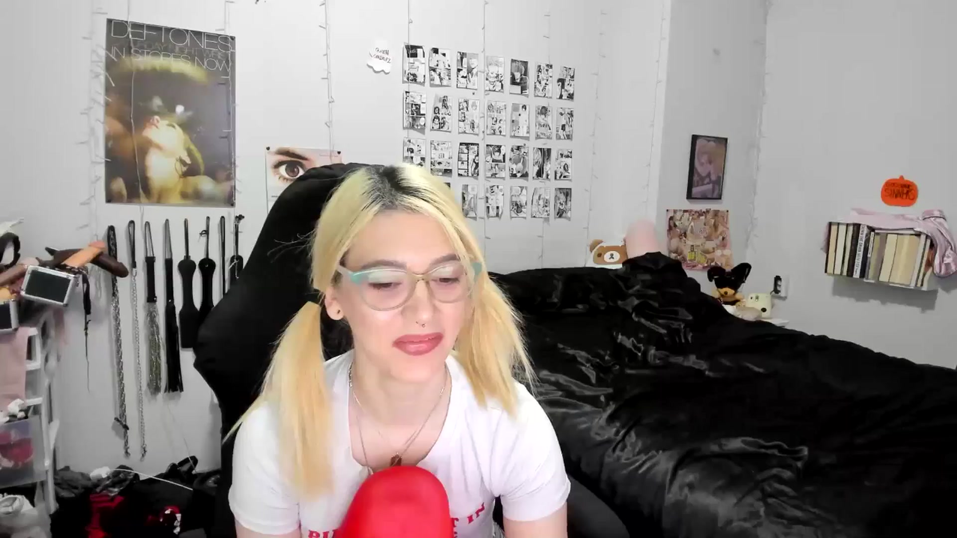 Gallery image thumbnail from AnnaTame's myfreecams stream on, 11/10/2025, 04:59 image 19 of 20