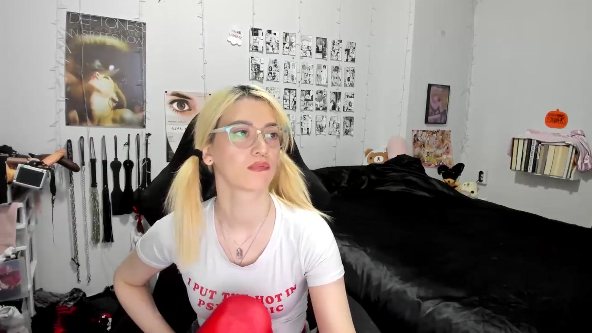 Gallery image thumbnail from AnnaTame's myfreecams stream on, 11/10/2025, 04:59 image 2 of 20