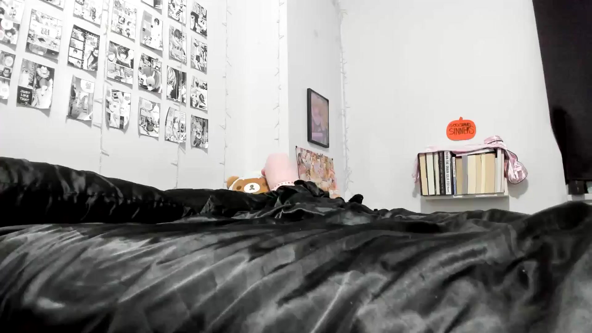 Gallery image thumbnail from AnnaTame's myfreecams stream on, 11/10/2025, 05:26 image 1 of 20