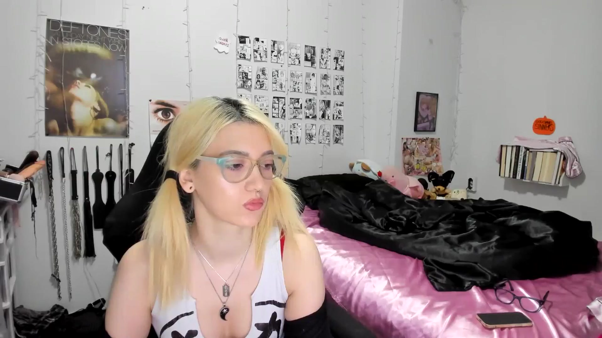 Gallery image thumbnail from AnnaTame's myfreecams stream on, 11/11/2025, 06:18 image 2 of 20