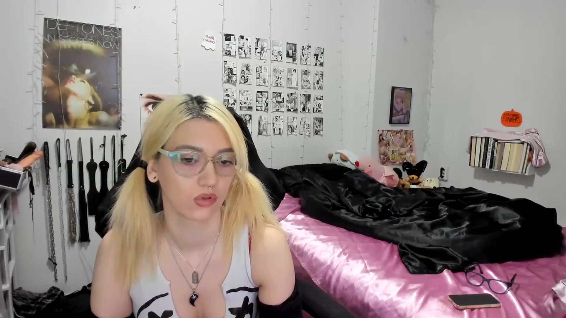 Gallery image thumbnail from AnnaTame's myfreecams stream on, 11/11/2025, 06:18 image 5 of 20
