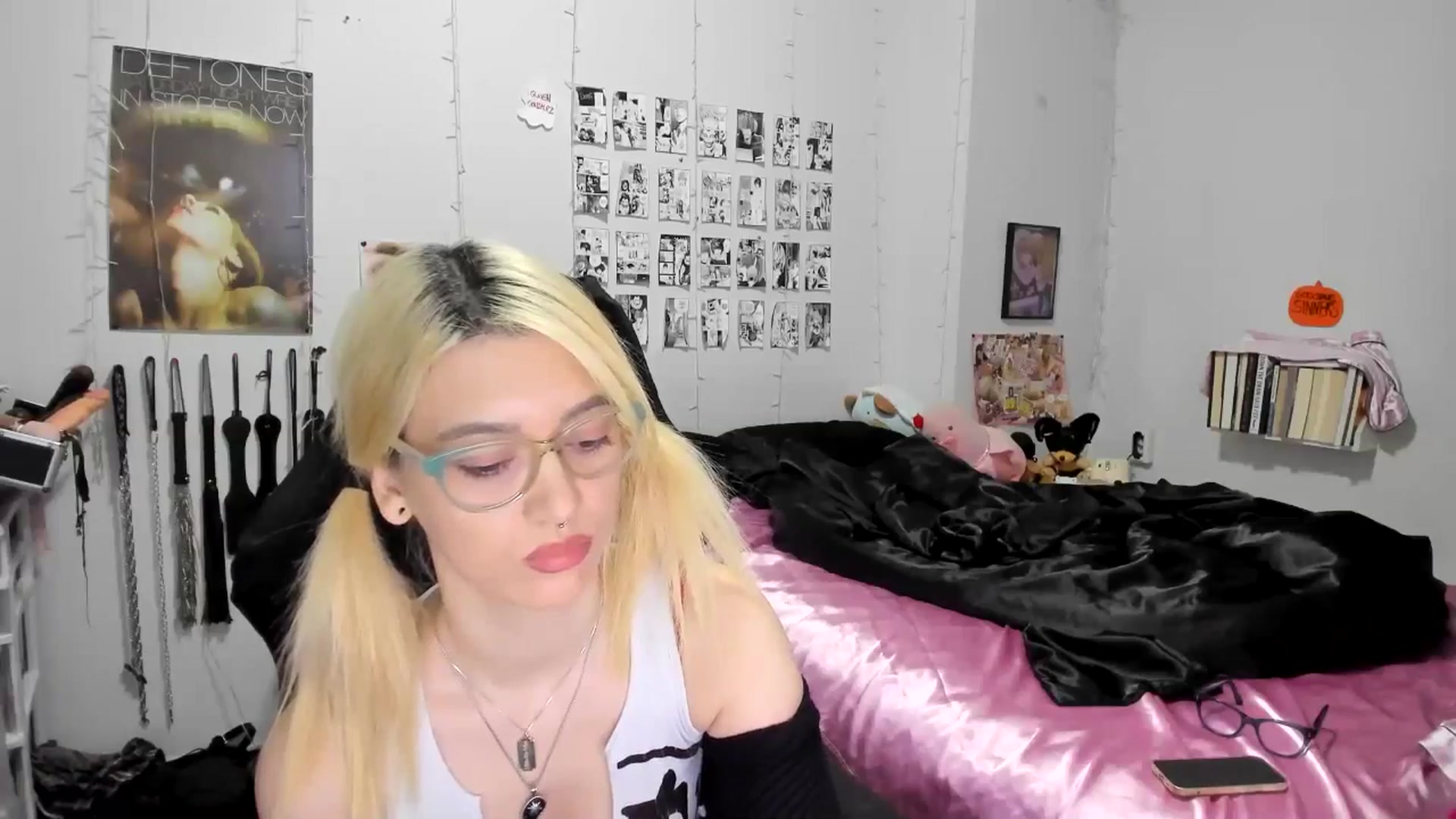 Gallery image thumbnail from AnnaTame's myfreecams stream on, 11/11/2025, 06:18 image 10 of 20