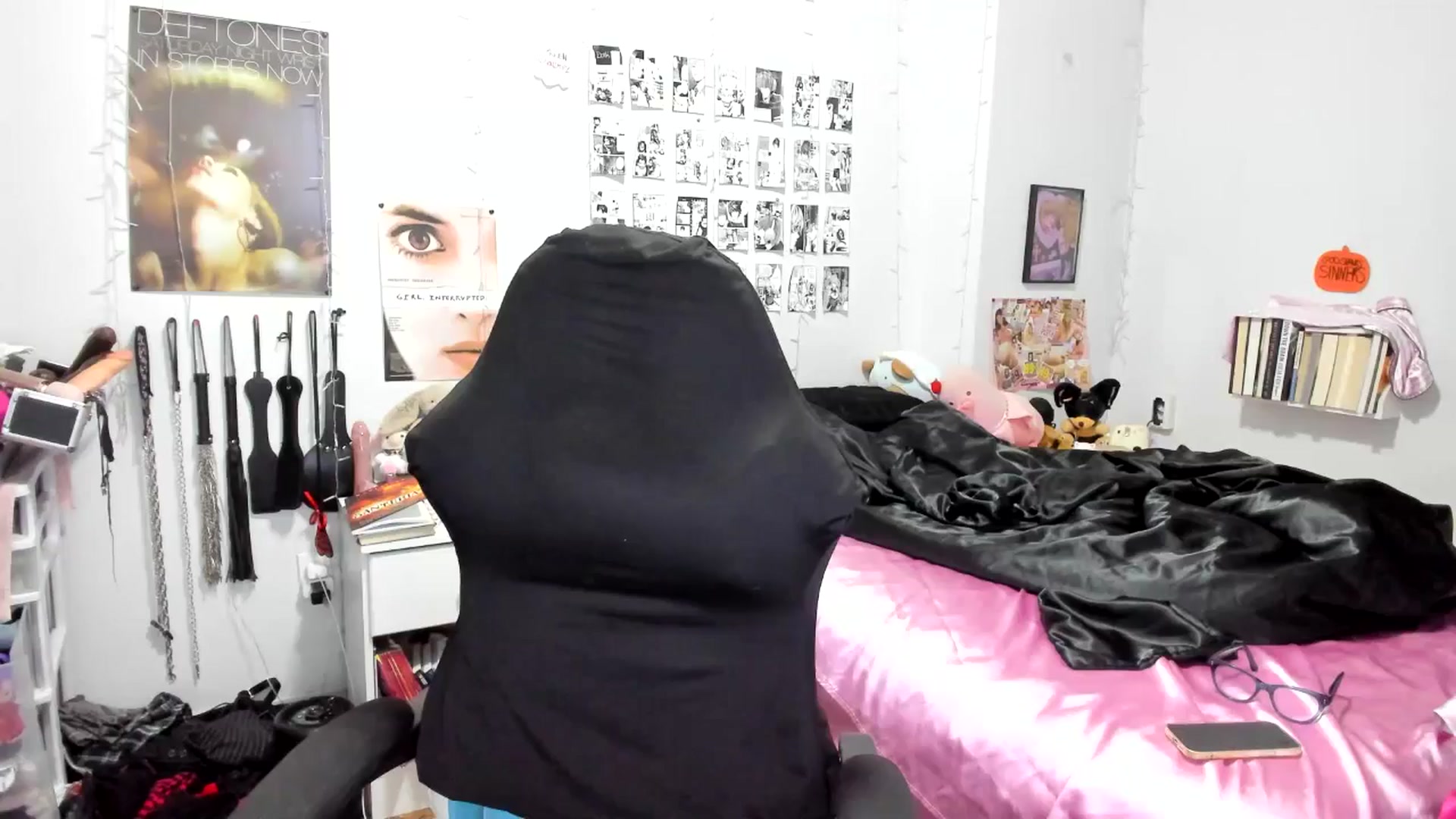 Gallery image thumbnail from AnnaTame's myfreecams stream on, 11/11/2025, 06:18 image 1 of 20