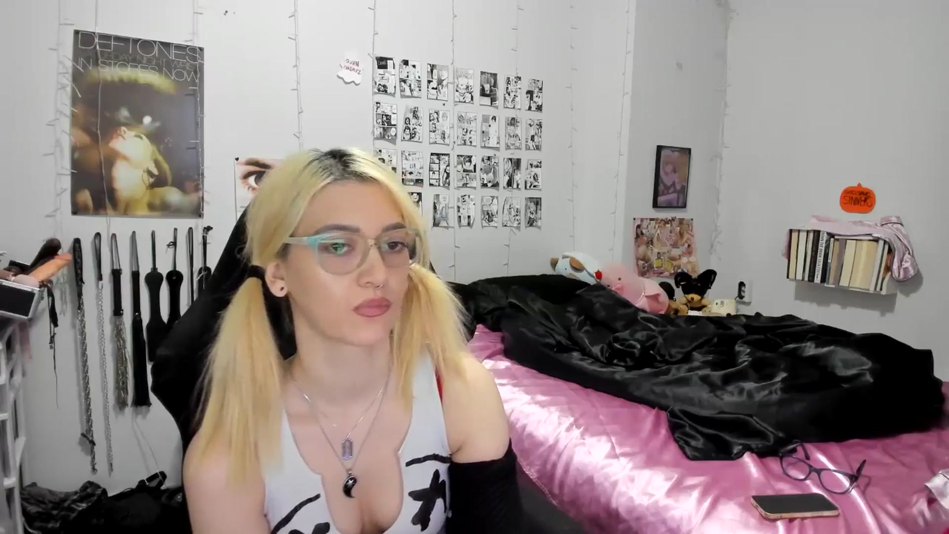 Gallery image thumbnail from AnnaTame's myfreecams stream on, 11/11/2025, 06:18 image 9 of 20