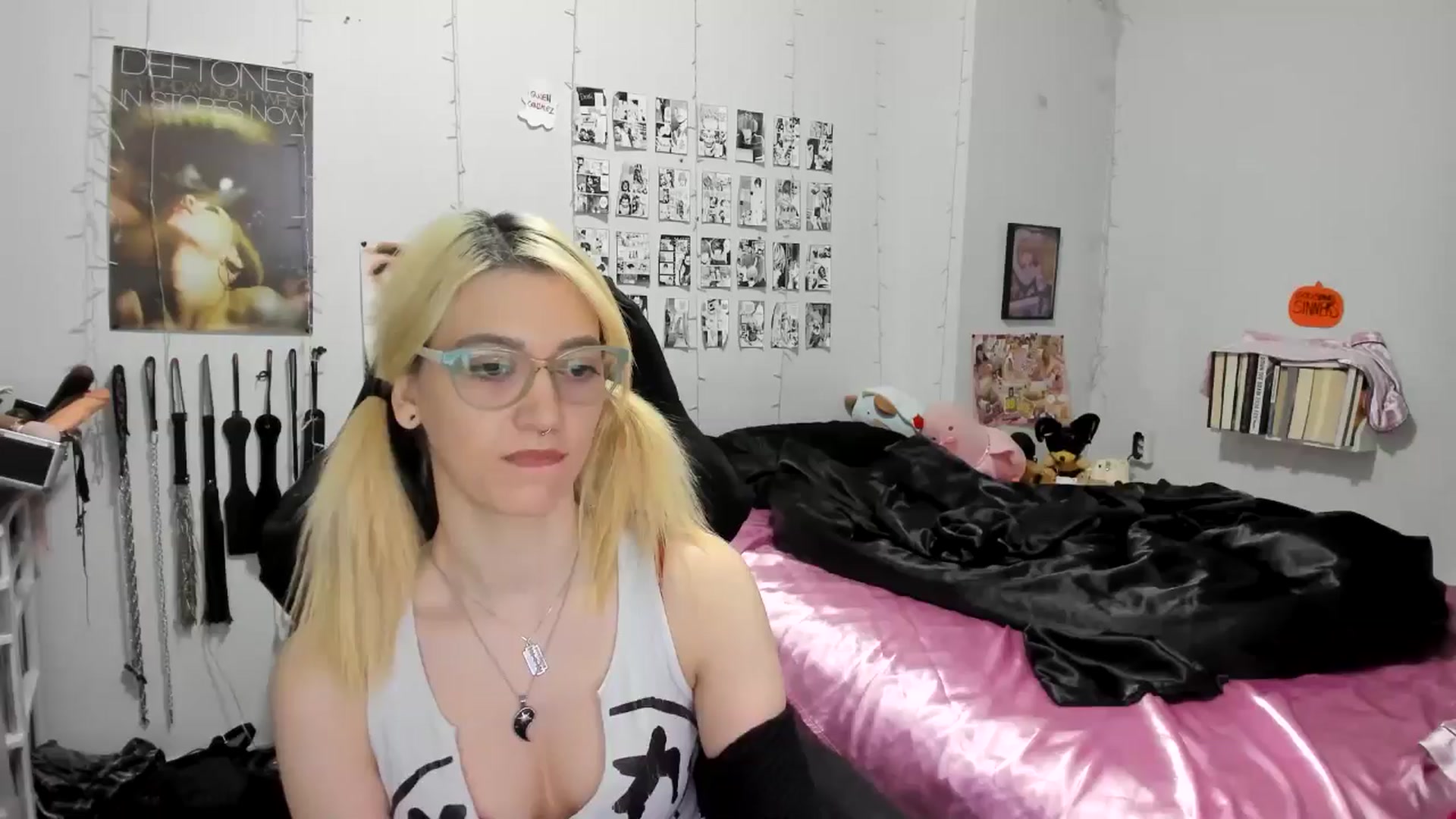 Gallery image thumbnail from AnnaTame's myfreecams stream on, 11/11/2025, 06:37 image 17 of 20