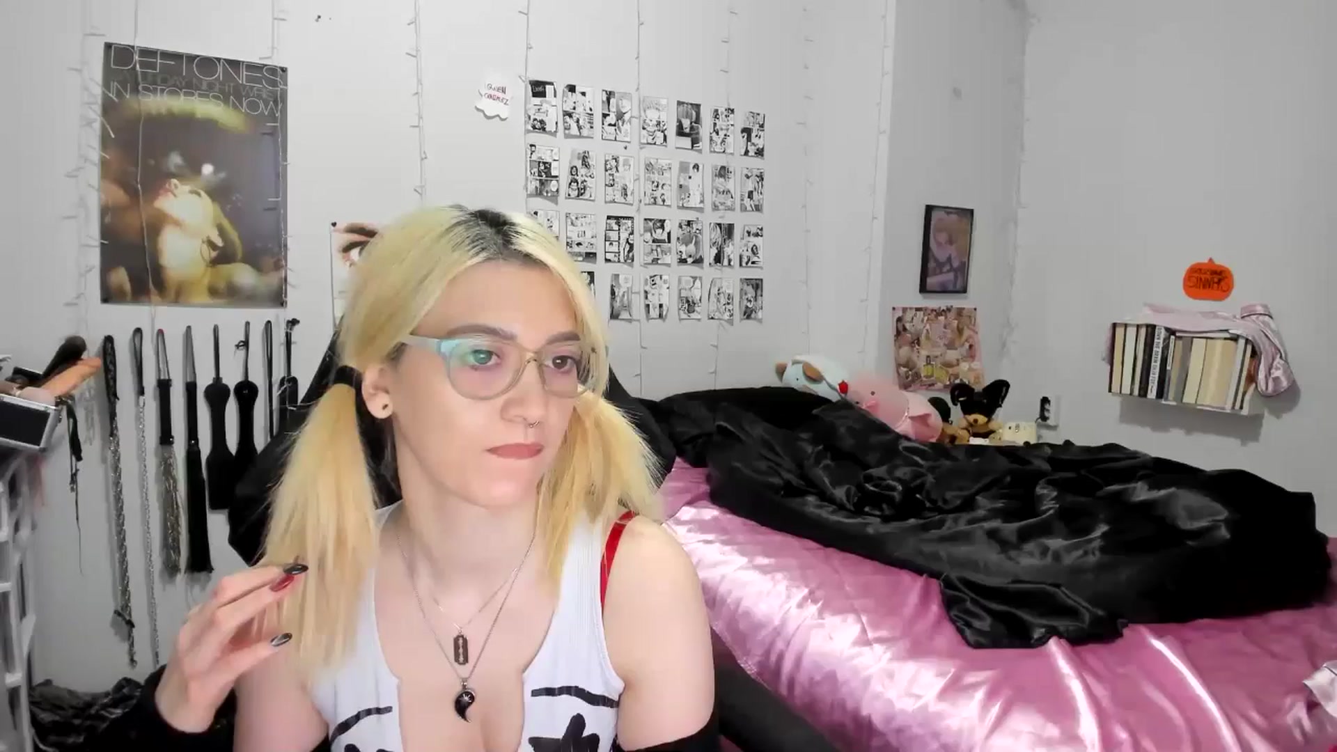 Gallery image thumbnail from AnnaTame's myfreecams stream on, 11/11/2025, 06:37 image 2 of 20