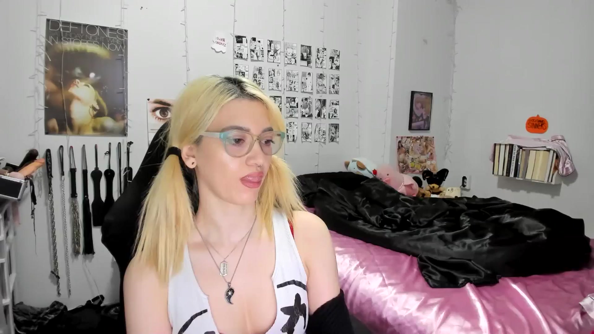 Gallery image thumbnail from AnnaTame's myfreecams stream on, 11/11/2025, 06:37 image 11 of 20