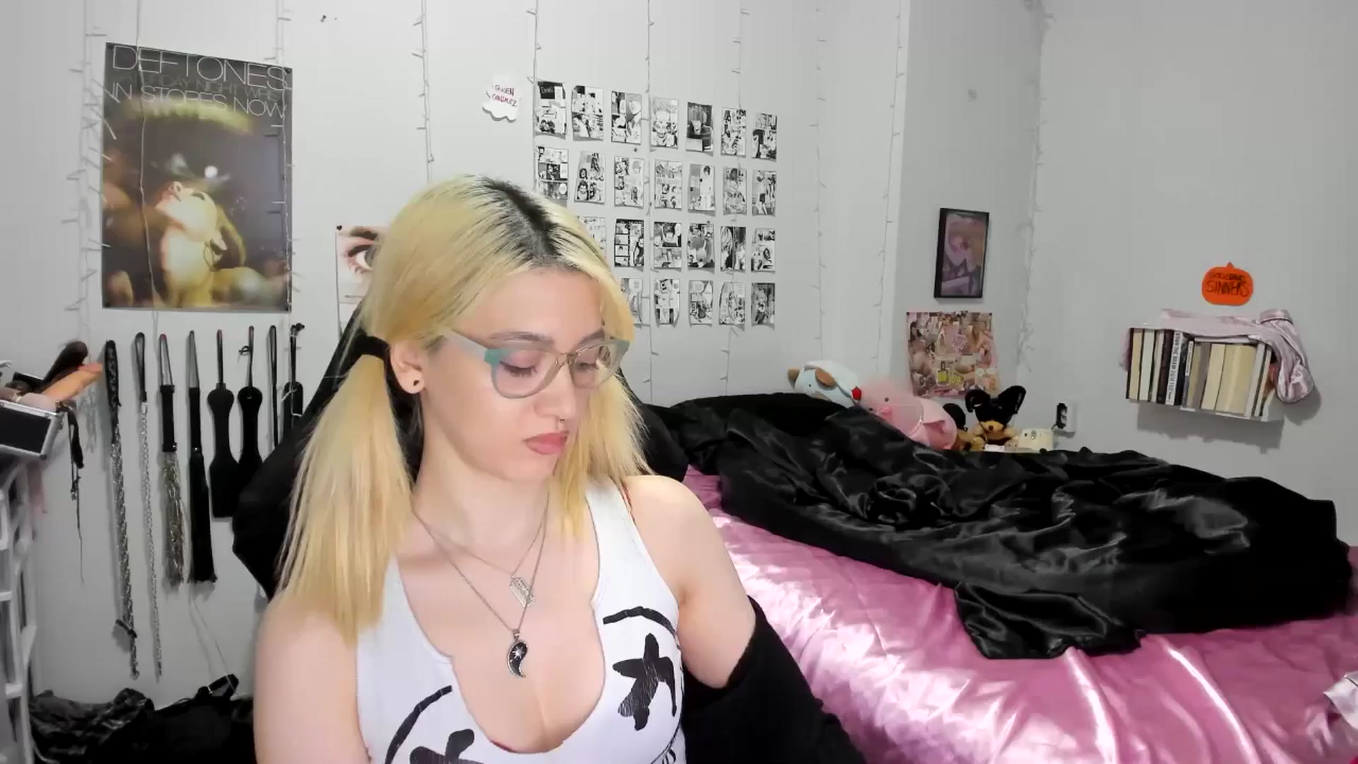 Gallery image thumbnail from AnnaTame's myfreecams stream on, 11/11/2025, 06:37 image 20 of 20