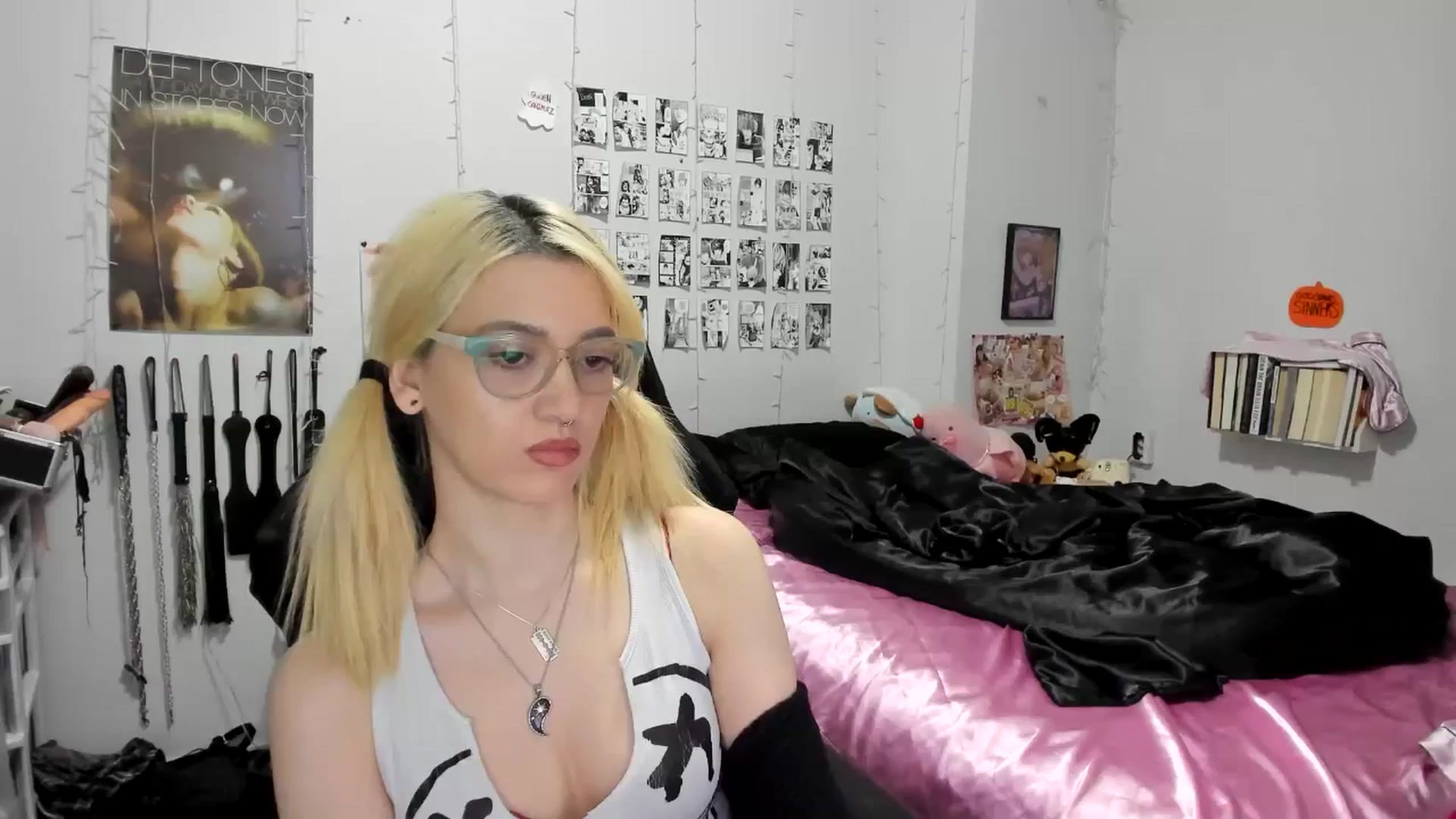 Gallery image thumbnail from AnnaTame's myfreecams stream on, 11/11/2025, 06:37 image 18 of 20