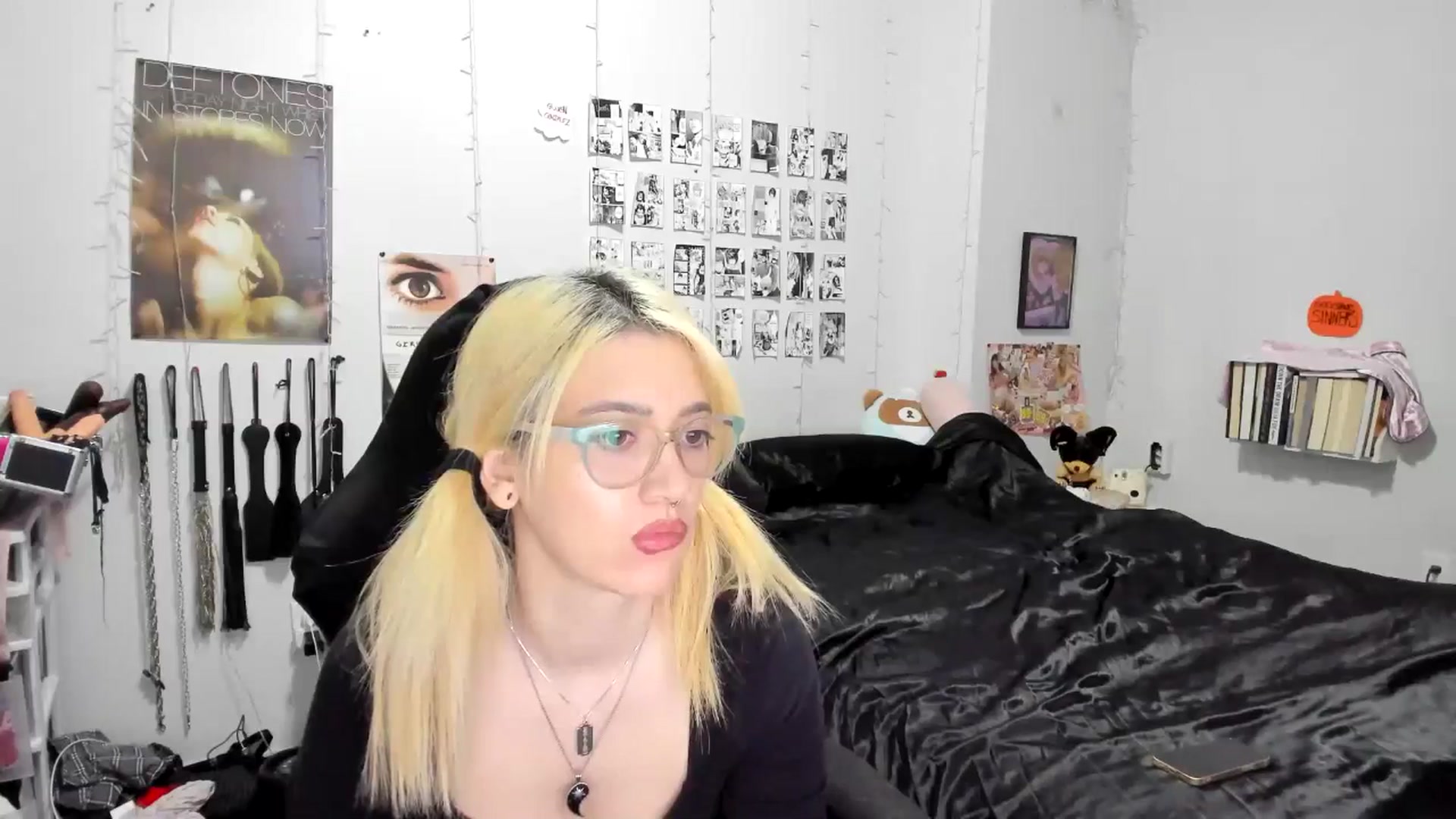 Gallery image thumbnail from AnnaTame's myfreecams stream on, 11/12/2025, 06:15 image 18 of 20