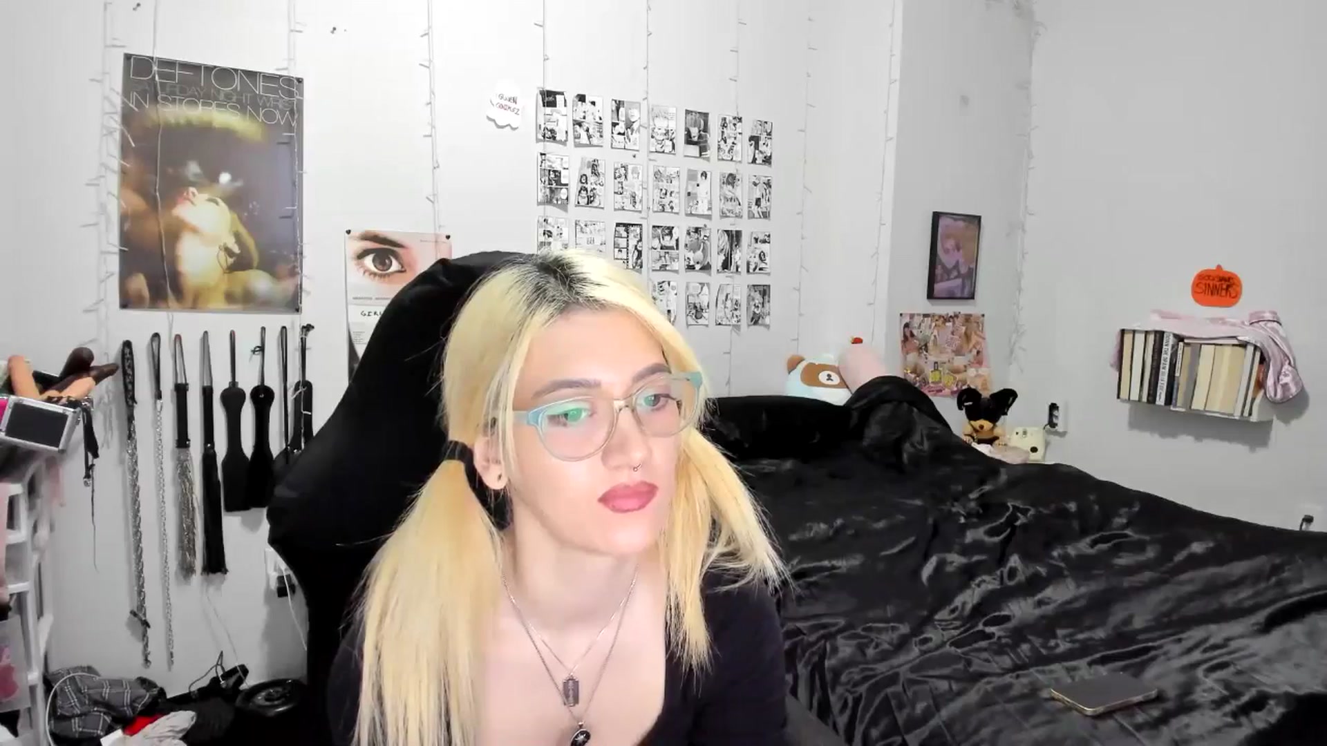 Gallery image thumbnail from AnnaTame's myfreecams stream on, 11/12/2025, 06:15 image 15 of 20