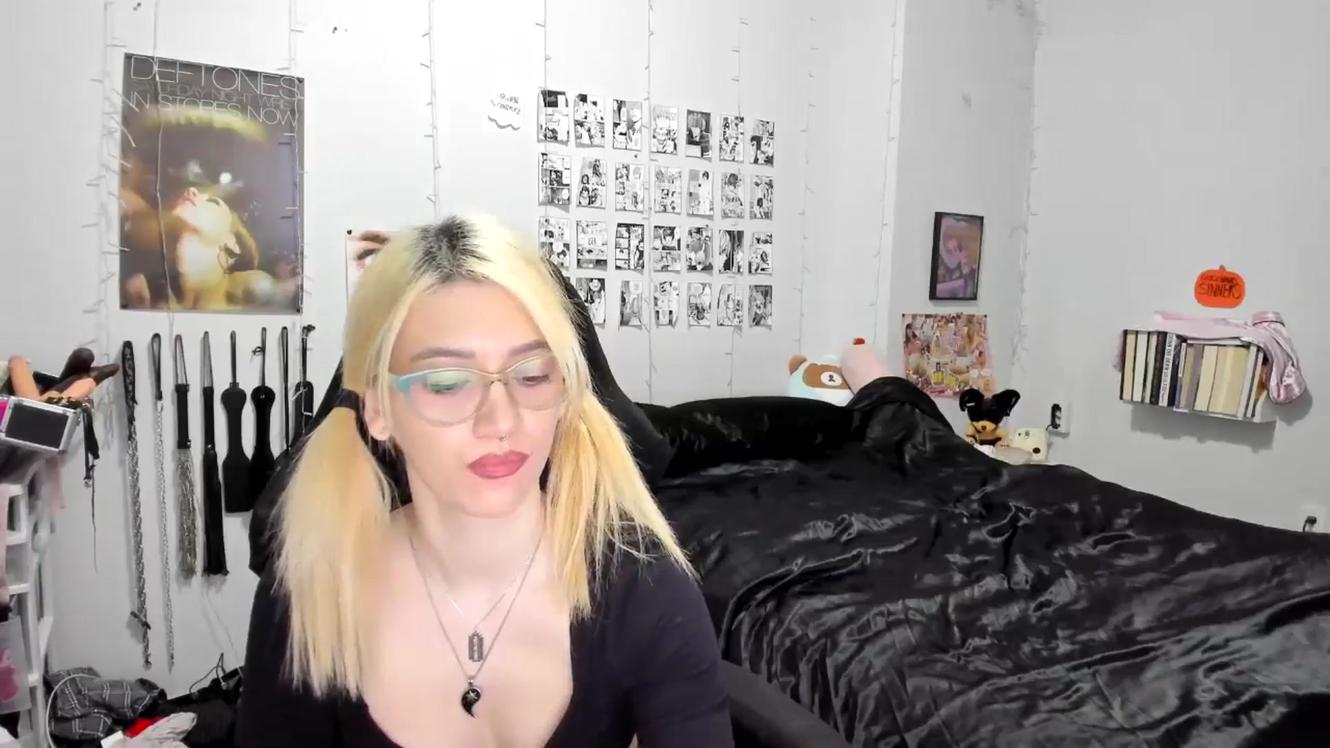 Gallery image thumbnail from AnnaTame's myfreecams stream on, 11/12/2025, 06:15 image 4 of 20