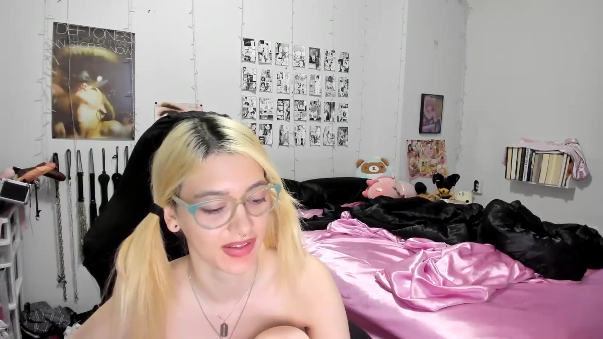 Gallery image thumbnail from AnnaTame's myfreecams stream on, 11/14/2025, 13:47 image 15 of 20