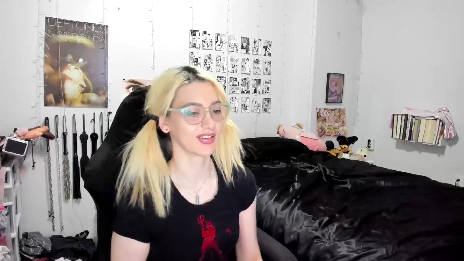 Gallery image thumbnail from AnnaTame's myfreecams stream on, 11/16/2025, 09:37 image 17 of 20