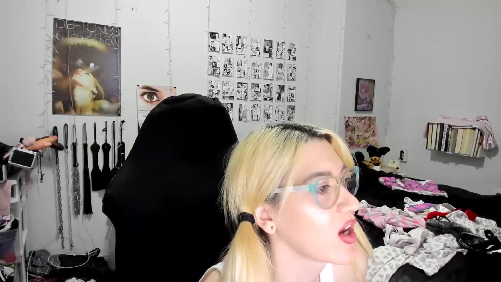 Gallery image thumbnail from AnnaTame's myfreecams stream on, 11/17/2025, 08:17 image 18 of 20