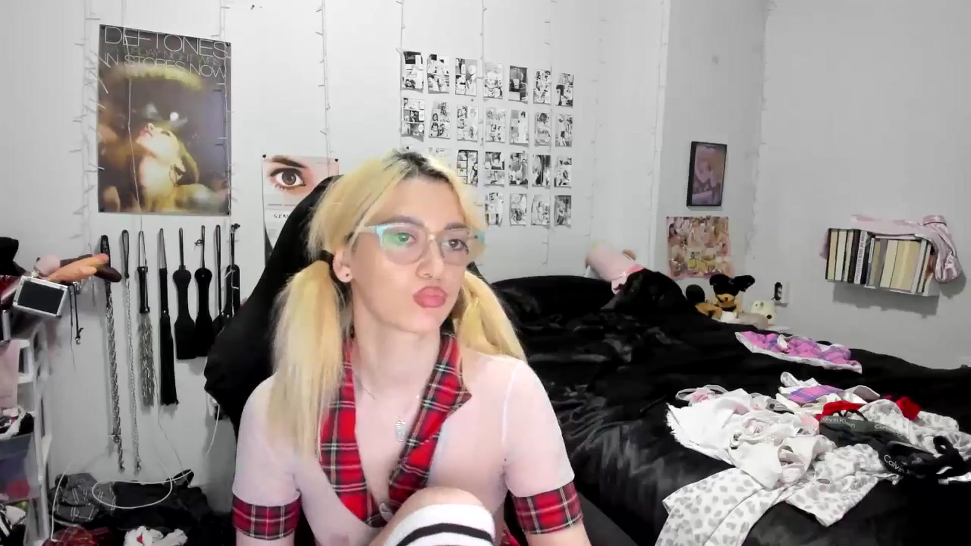 Gallery image thumbnail from AnnaTame's myfreecams stream on, 11/17/2025, 10:04 image 5 of 20