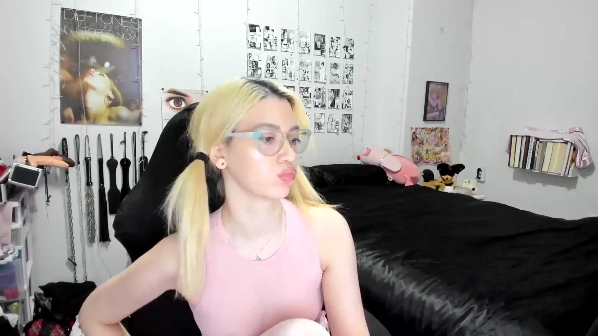 Gallery image thumbnail from AnnaTame's myfreecams stream on, 11/18/2025, 07:18 image 8 of 20