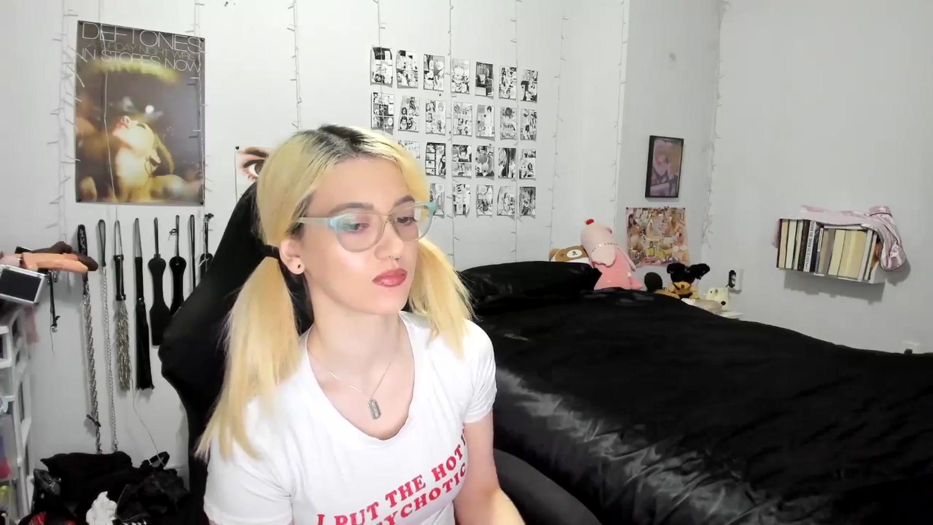 Gallery image thumbnail from AnnaTame's myfreecams stream on, 11/19/2025, 05:35 image 14 of 20