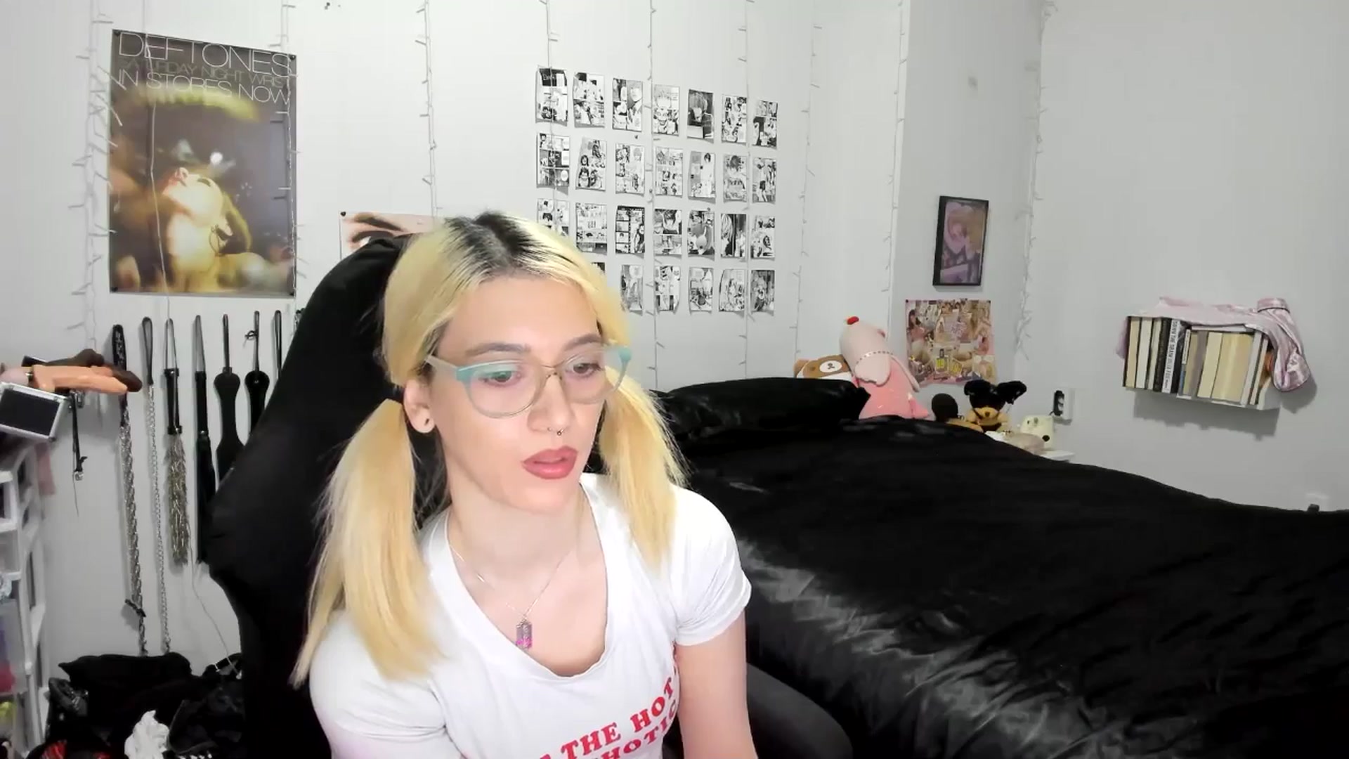 Gallery image thumbnail from AnnaTame's myfreecams stream on, 11/19/2025, 05:35 image 20 of 20