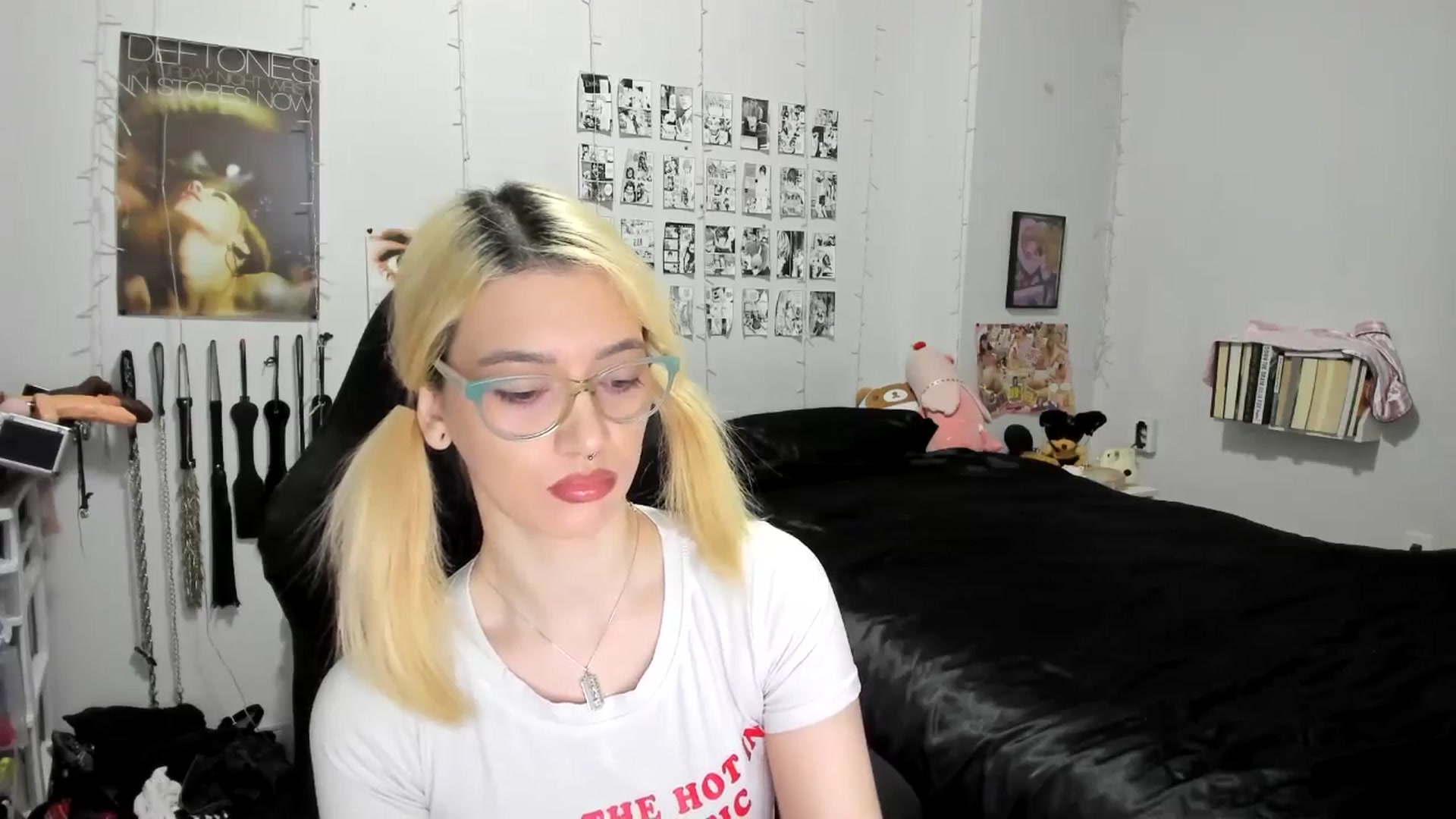 Gallery image thumbnail from AnnaTame's myfreecams stream on, 11/19/2025, 05:35 image 2 of 20
