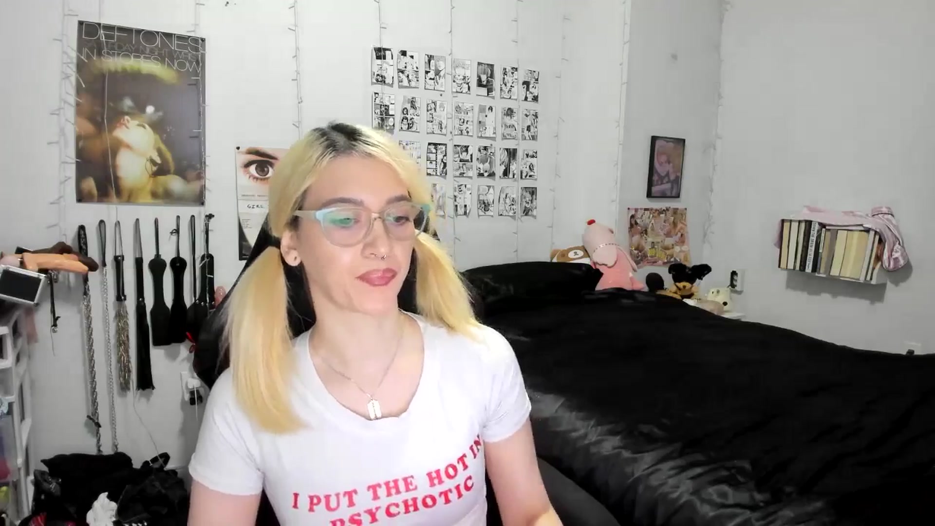 Gallery image thumbnail from AnnaTame's myfreecams stream on, 11/19/2025, 07:05 image 2 of 20