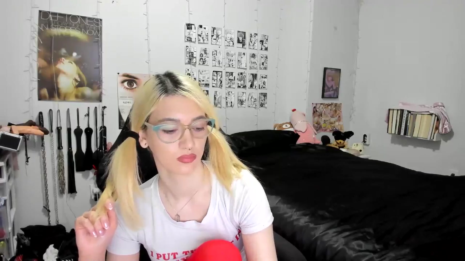 Gallery image thumbnail from AnnaTame's myfreecams stream on, 11/19/2025, 07:05 image 3 of 20