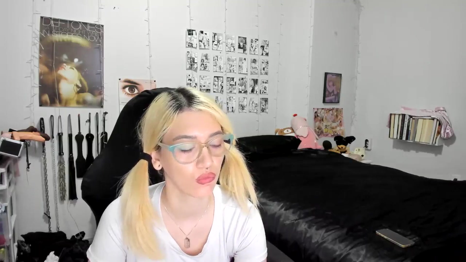 Gallery image thumbnail from AnnaTame's myfreecams stream on, 11/19/2025, 07:42 image 6 of 20