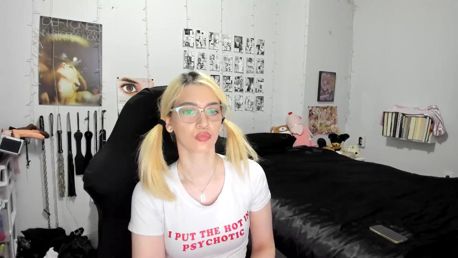 Gallery image thumbnail from AnnaTame's myfreecams stream on, 11/19/2025, 07:42 image 1 of 20