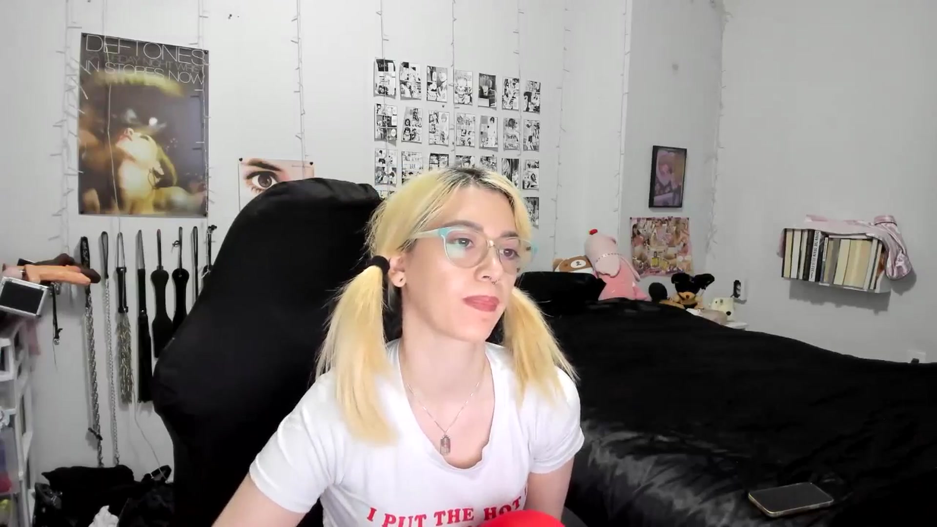 Gallery image thumbnail from AnnaTame's myfreecams stream on, 11/19/2025, 07:42 image 15 of 20