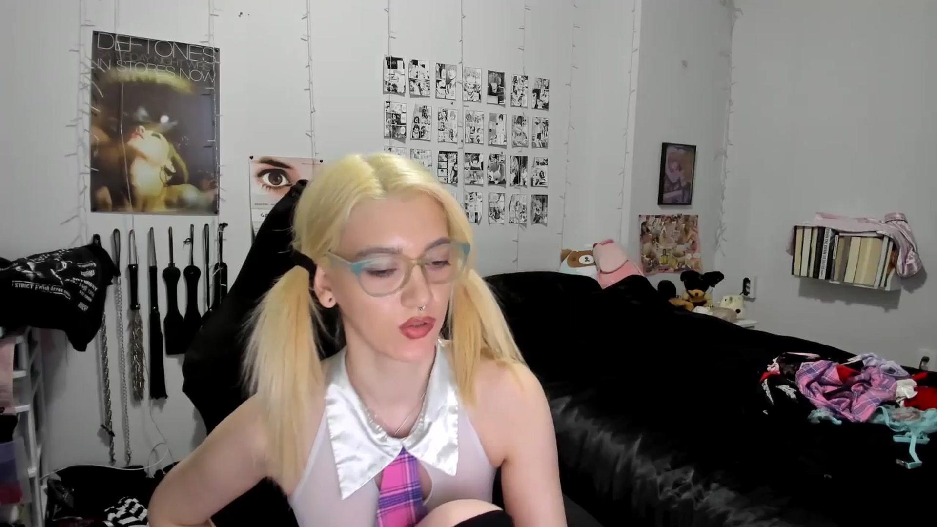 Gallery image thumbnail from AnnaTame's myfreecams stream on, 11/21/2025, 07:52 image 17 of 20