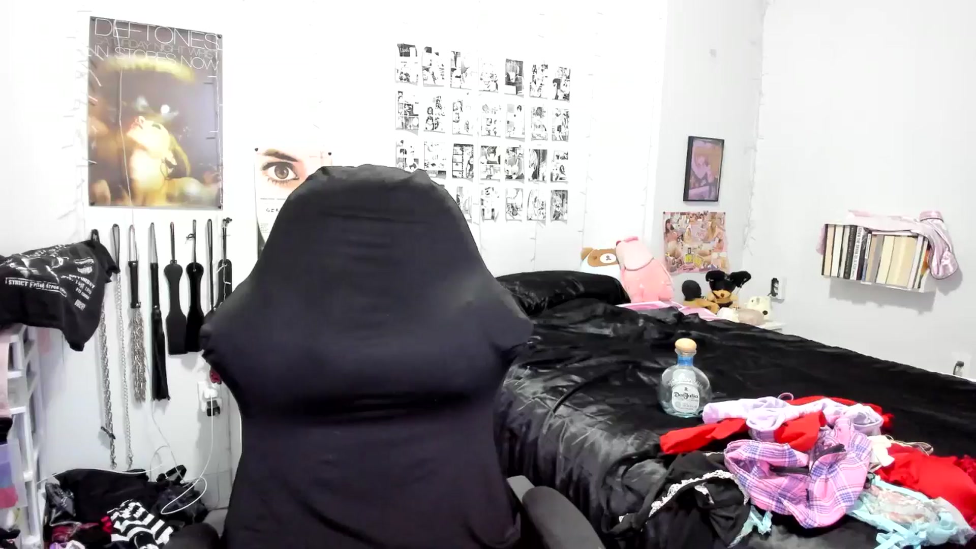 Gallery image thumbnail from AnnaTame's myfreecams stream on, 11/21/2025, 07:52 image 8 of 20