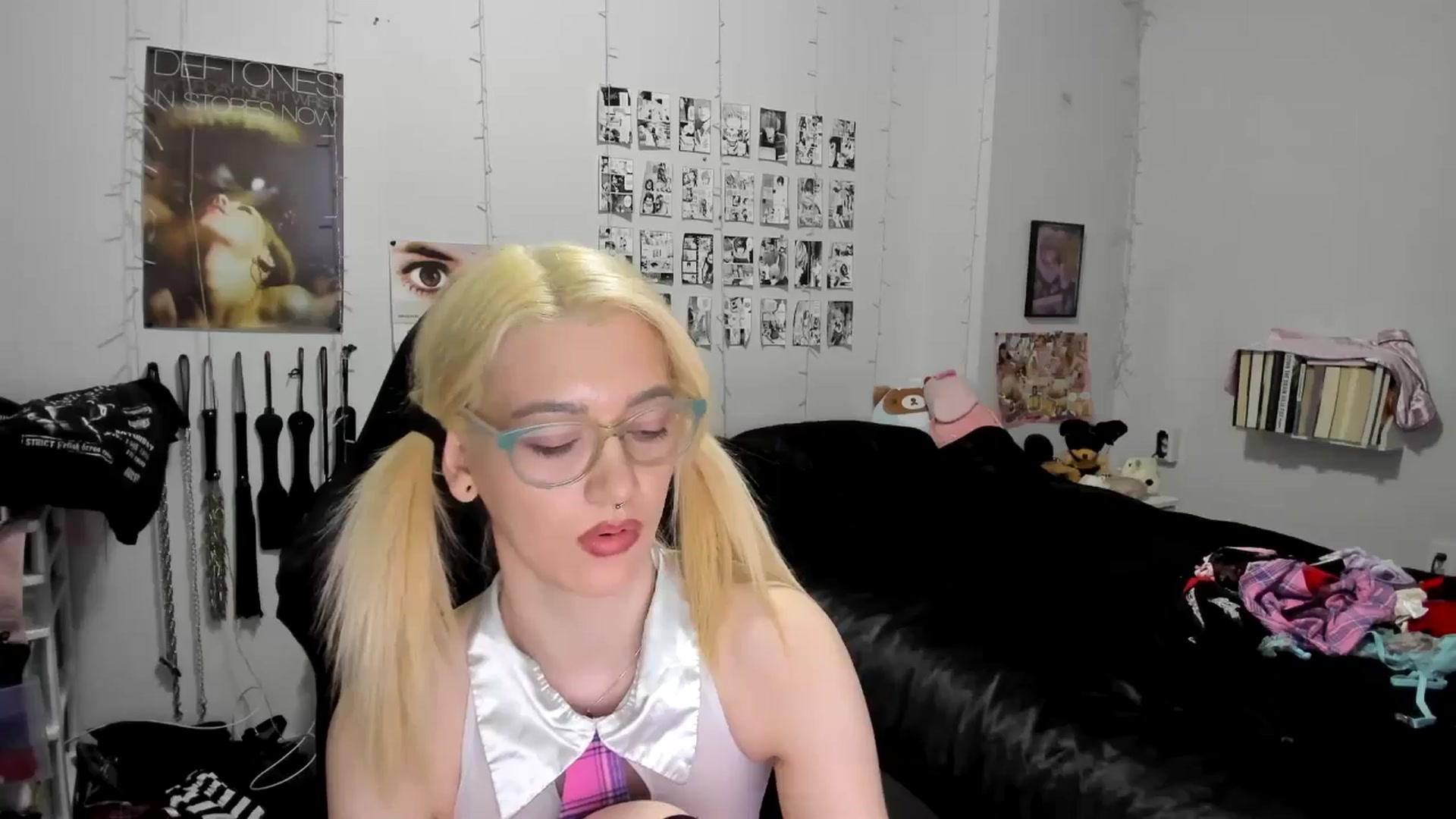 Gallery image thumbnail from AnnaTame's myfreecams stream on, 11/21/2025, 07:52 image 20 of 20