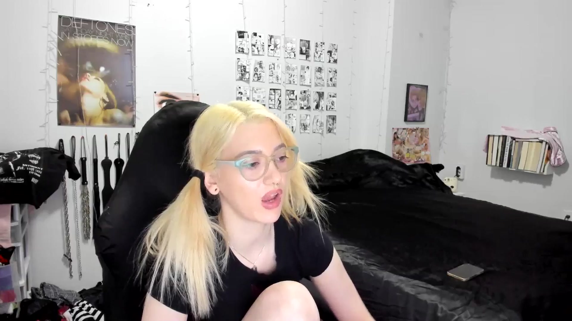 Gallery image thumbnail from AnnaTame's myfreecams stream on, 11/23/2025, 06:30 image 12 of 20