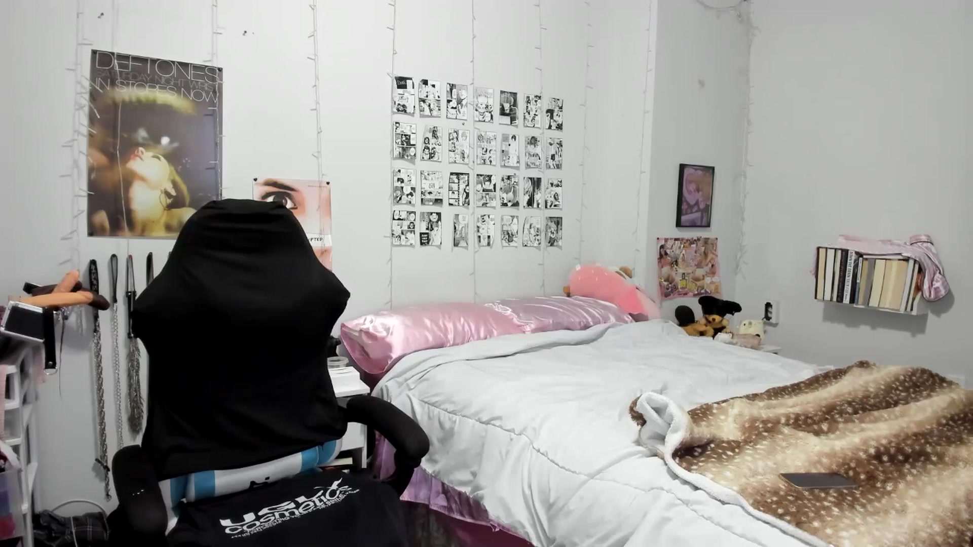 Gallery image thumbnail from AnnaTame's myfreecams stream on, 11/28/2025, 07:07 image 1 of 20