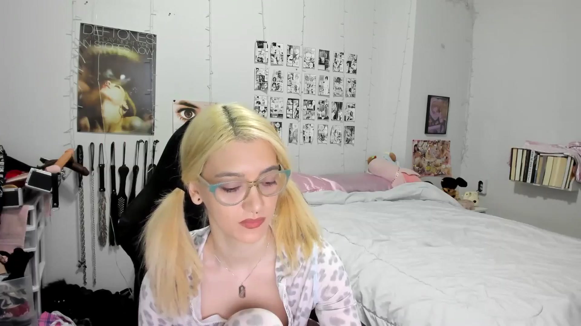 Gallery image thumbnail from AnnaTame's myfreecams stream on, 12/01/2025, 05:28 image 13 of 20