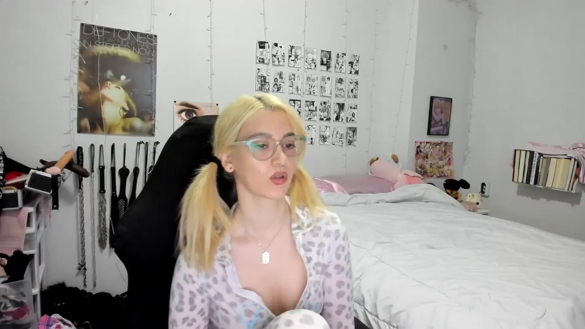 Gallery image thumbnail from AnnaTame's myfreecams stream on, 12/01/2025, 05:28 image 15 of 20