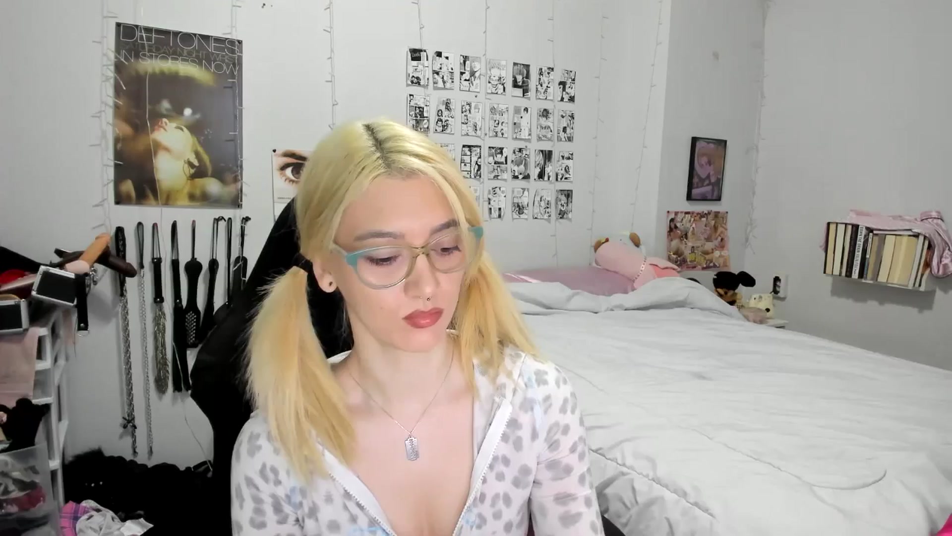 Gallery image thumbnail from AnnaTame's myfreecams stream on, 12/01/2025, 05:28 image 1 of 20