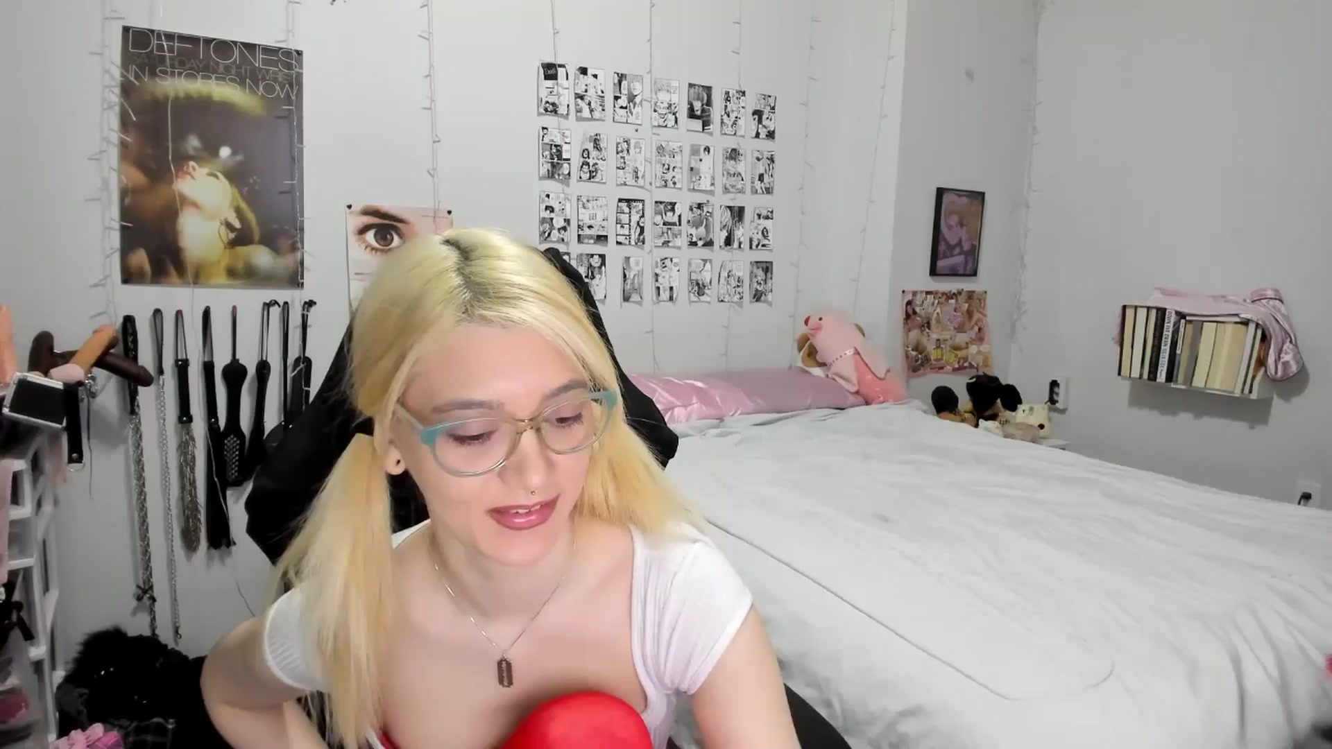 Gallery image thumbnail from AnnaTame's myfreecams stream on, 12/02/2025, 06:06 image 1 of 20