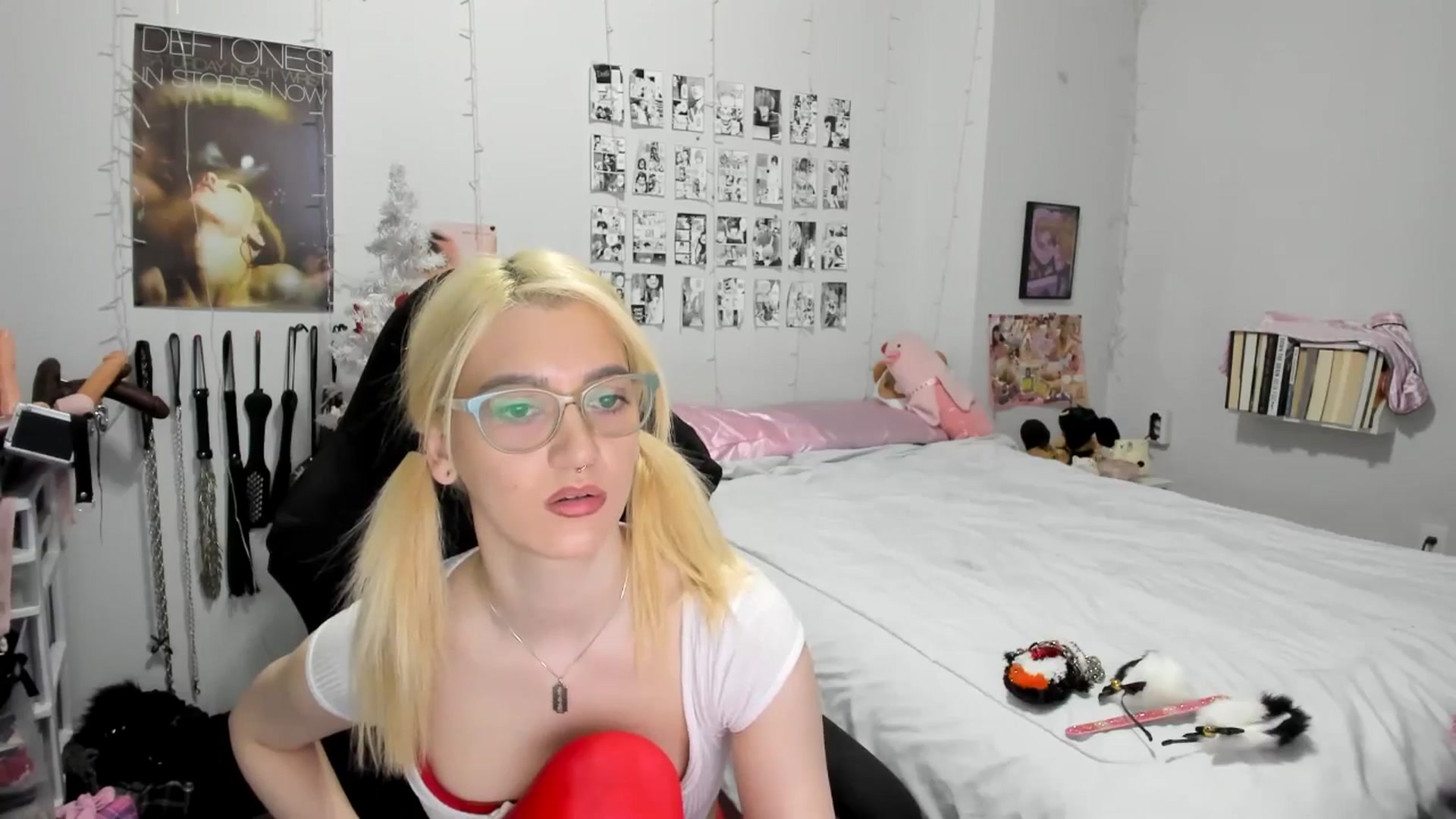 Gallery image thumbnail from AnnaTame's myfreecams stream on, 12/02/2025, 06:06 image 14 of 20