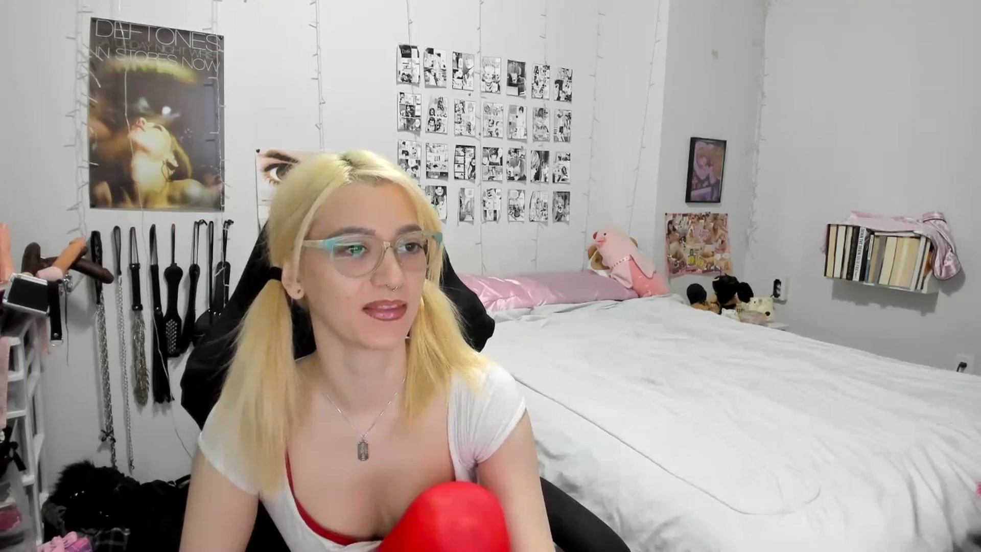 Gallery image thumbnail from AnnaTame's myfreecams stream on, 12/02/2025, 06:06 image 2 of 20