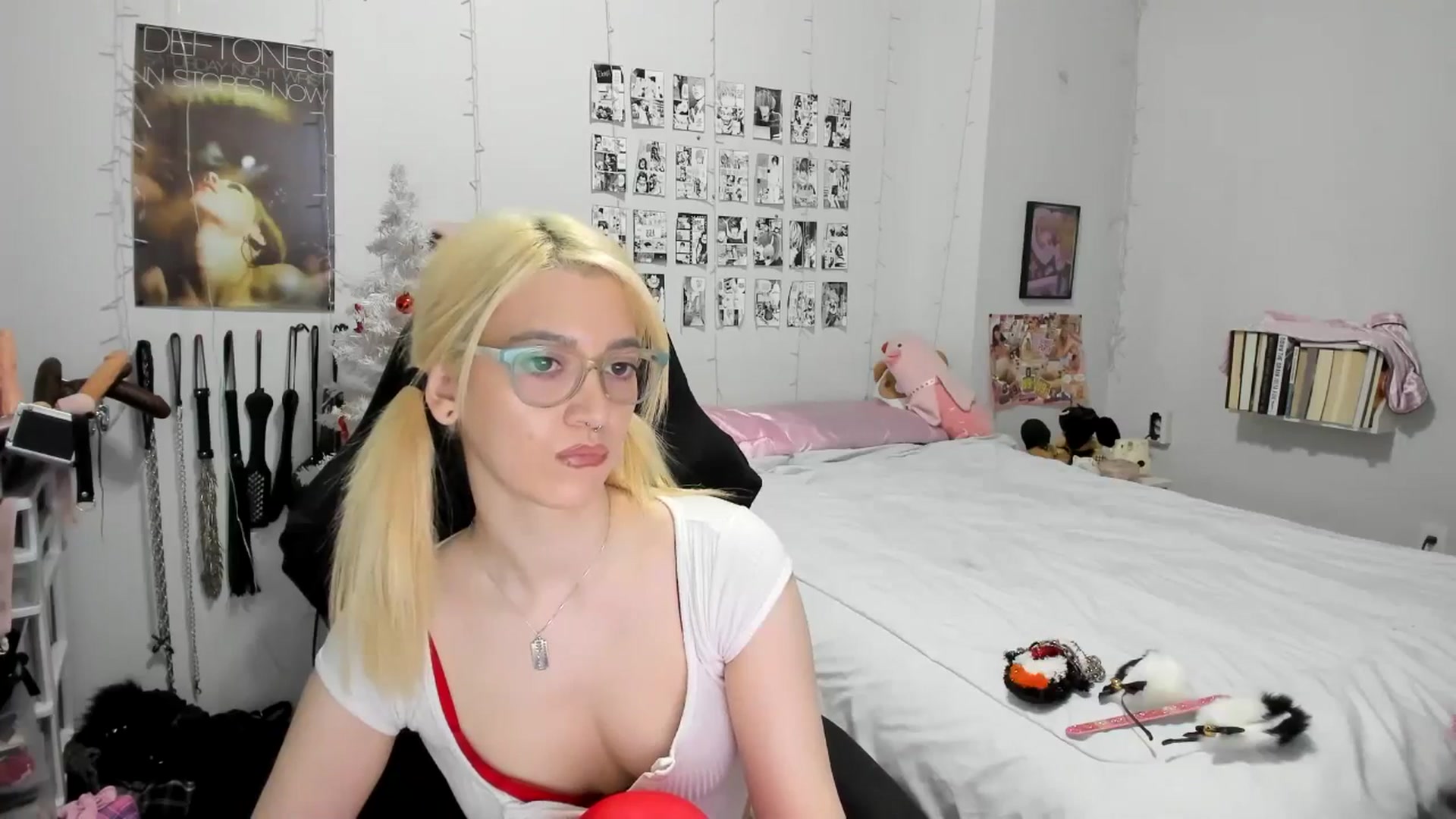 Gallery image thumbnail from AnnaTame's myfreecams stream on, 12/02/2025, 06:06 image 17 of 20