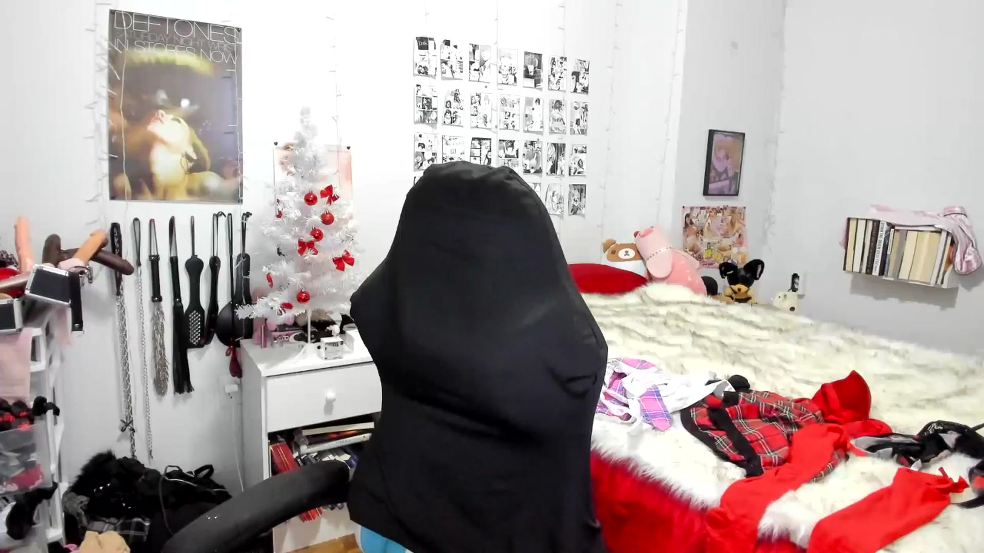 Gallery image thumbnail from AnnaTame's myfreecams stream on, 12/03/2025, 04:49 image 5 of 20