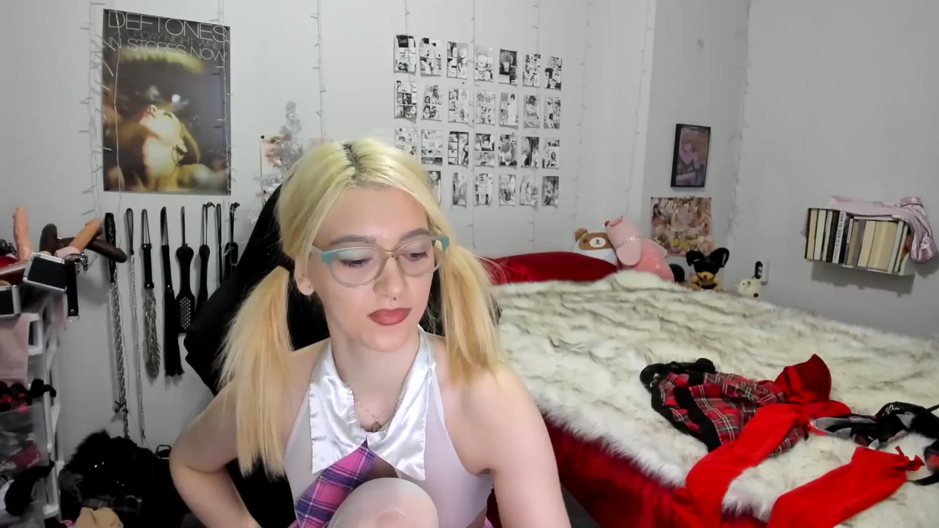 Gallery image thumbnail from AnnaTame's myfreecams stream on, 12/03/2025, 04:49 image 1 of 20