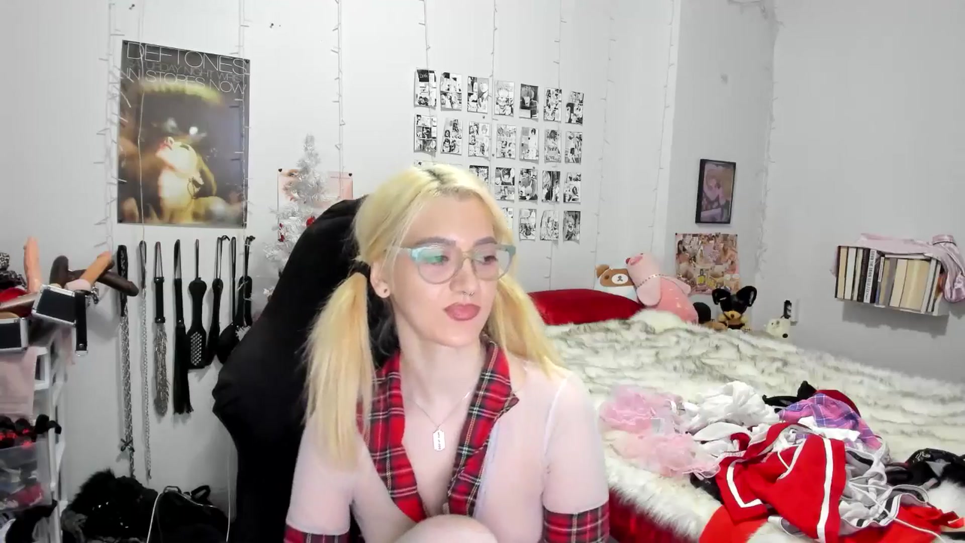 Gallery image thumbnail from AnnaTame's myfreecams stream on, 12/03/2025, 08:38 image 5 of 20