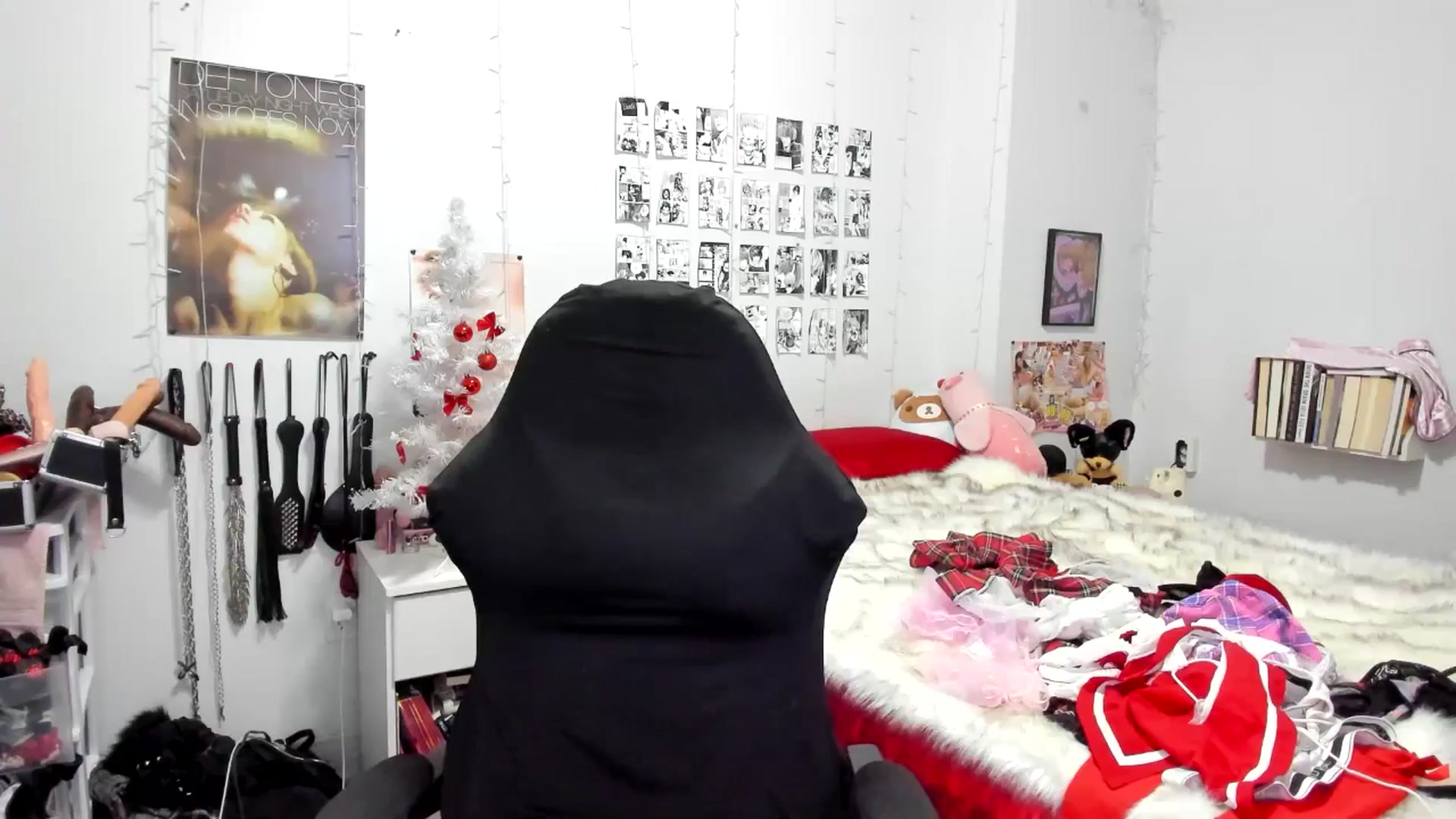 Gallery image thumbnail from AnnaTame's myfreecams stream on, 12/03/2025, 08:38 image 9 of 20