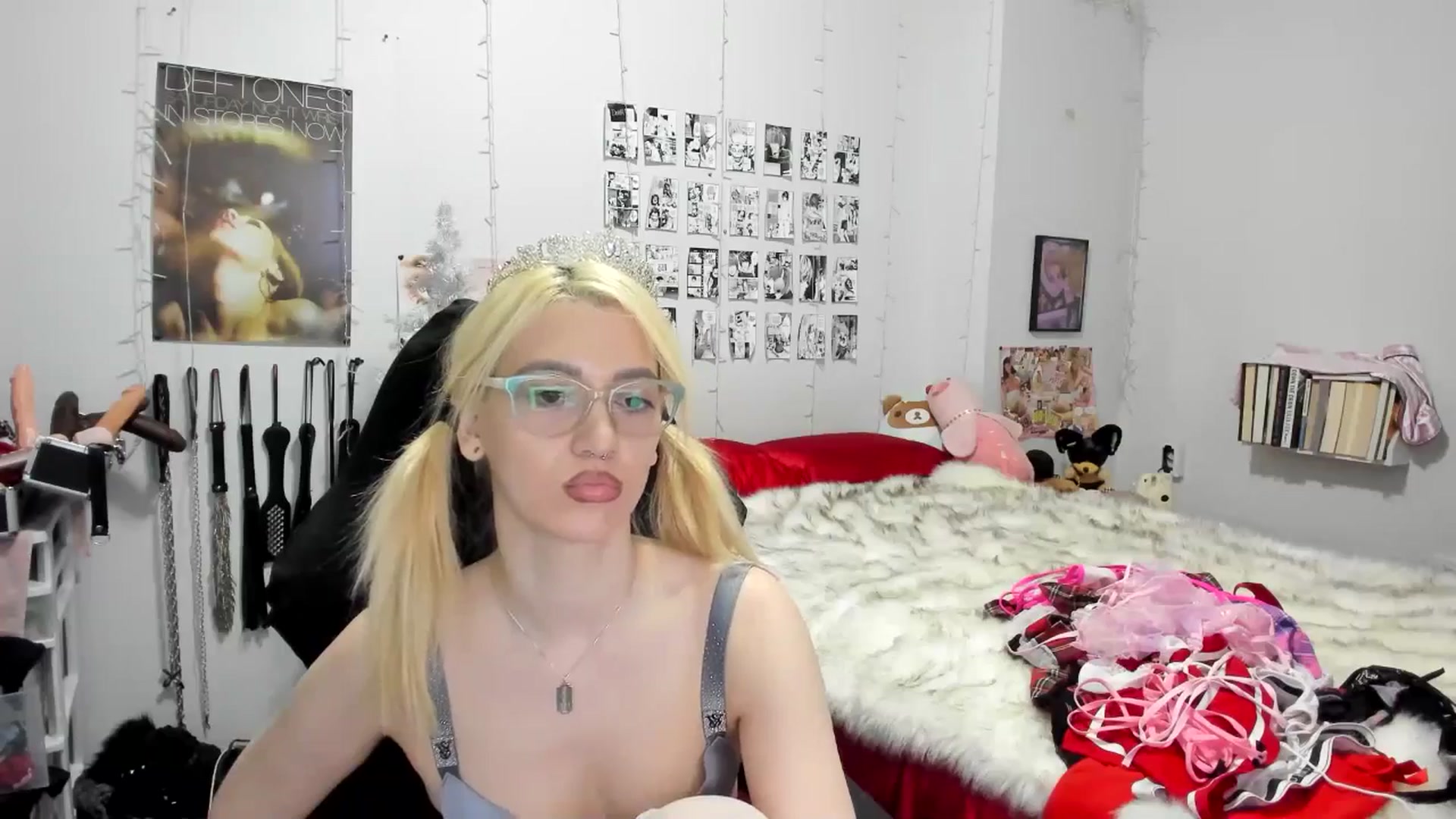 Gallery image thumbnail from AnnaTame's myfreecams stream on, 12/03/2025, 08:38 image 17 of 20