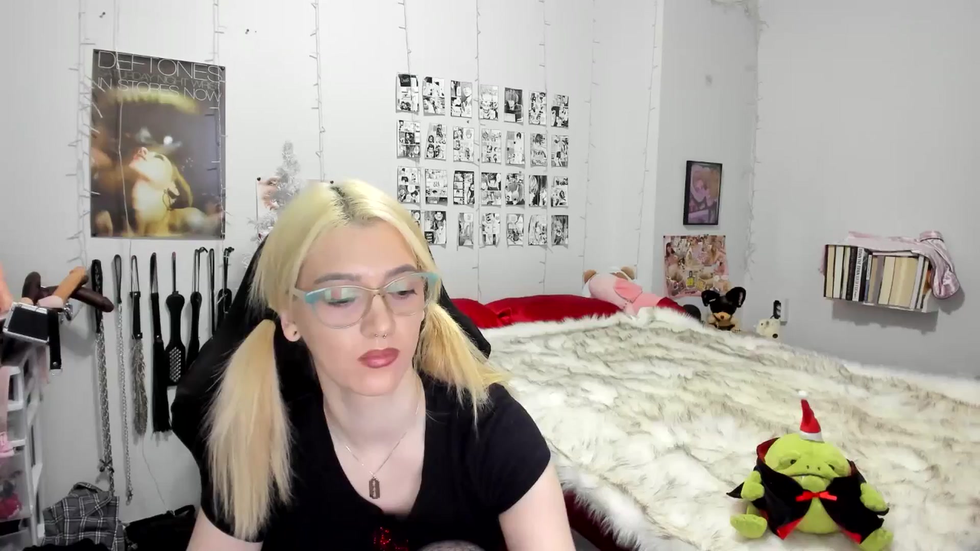Gallery image thumbnail from AnnaTame's myfreecams stream on, 12/04/2025, 06:03 image 9 of 20